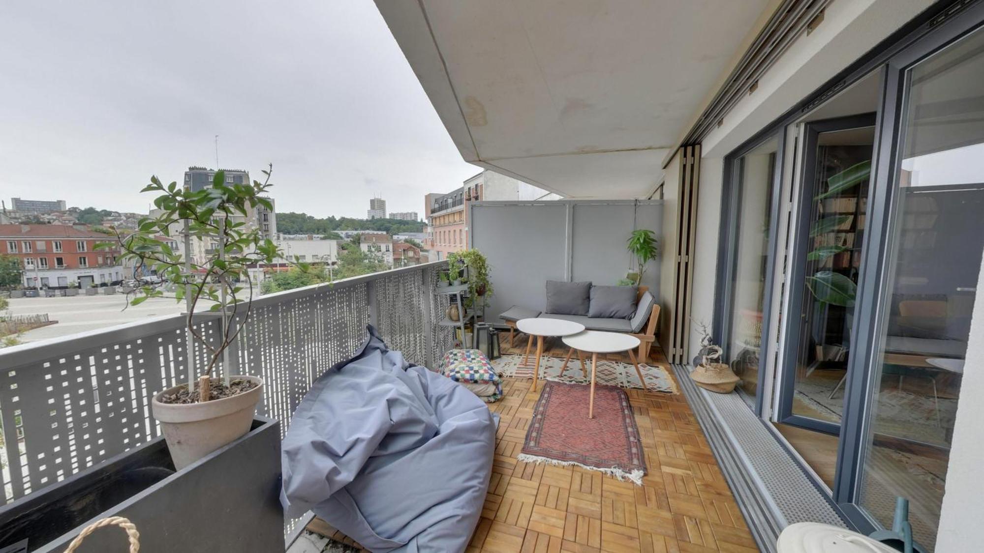 Spacious Flat With Terrasse And Parking Near Metro Bagnolet Exterior photo